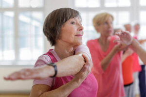 6 benefits of exercising as you age