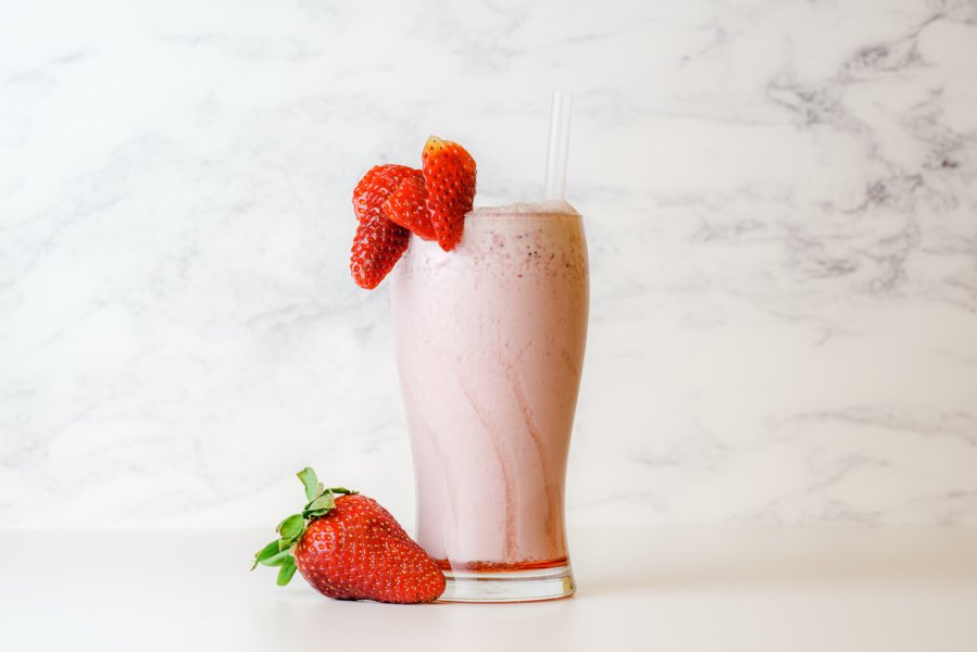 Pretty In Pink Smoothie Thirsty Thursday