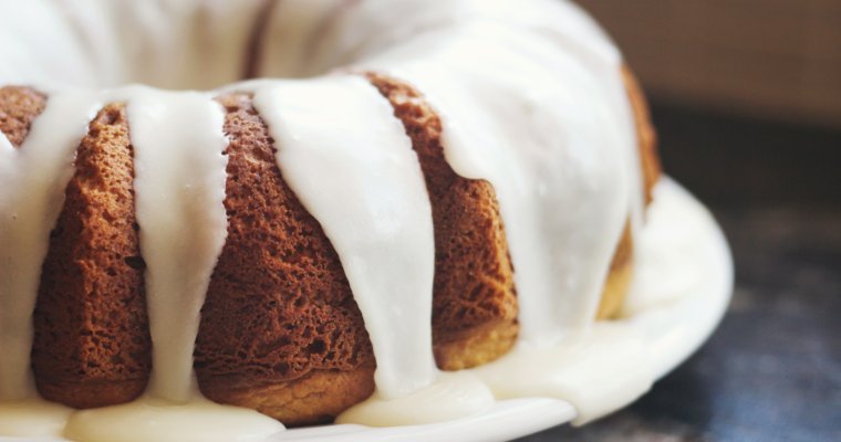 Easy Lemon Glazed Bundt Cake – Recipe and Video