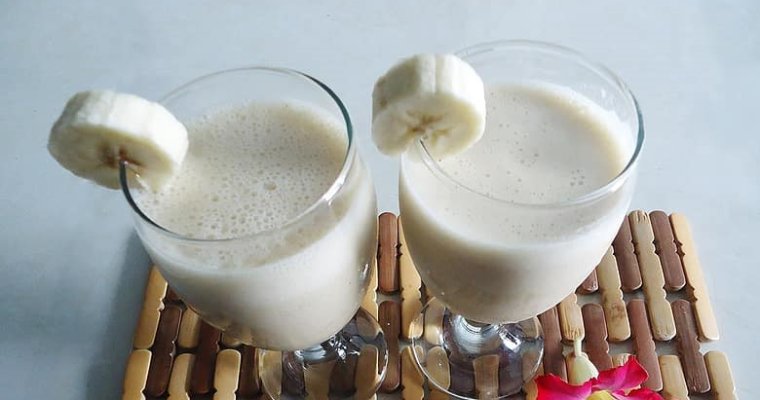 Almond Milk Banana Smoothie for Weight Loss