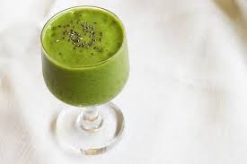 detox smoothie broccoli and pineapple