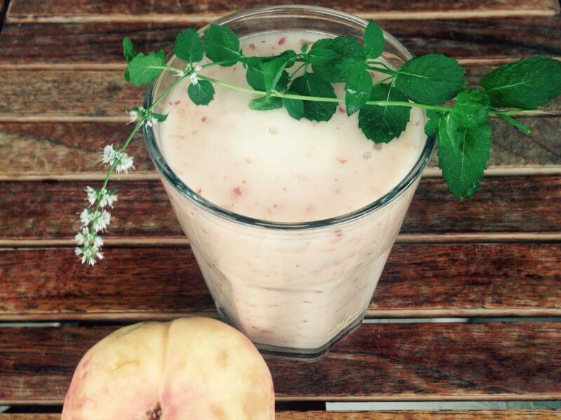 peaches and oats smoothie for weight loss