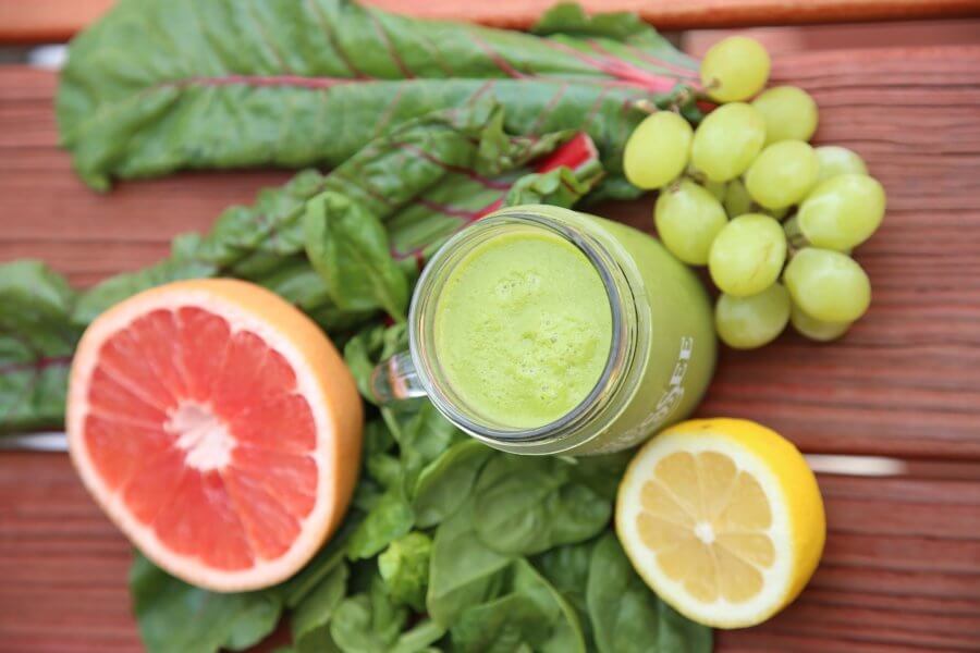 detox with a pink grapefruit and spinach smoothie