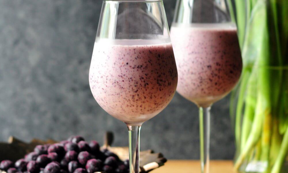 acne busting smoothie for clear skin