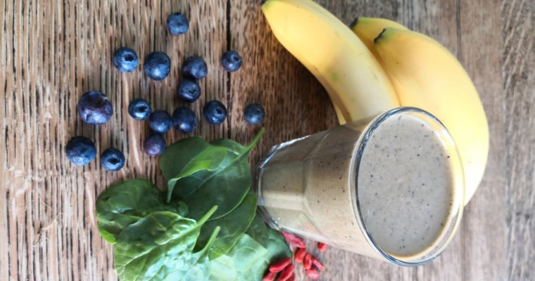 Blueberry Banana Spinach Protein Smoothie