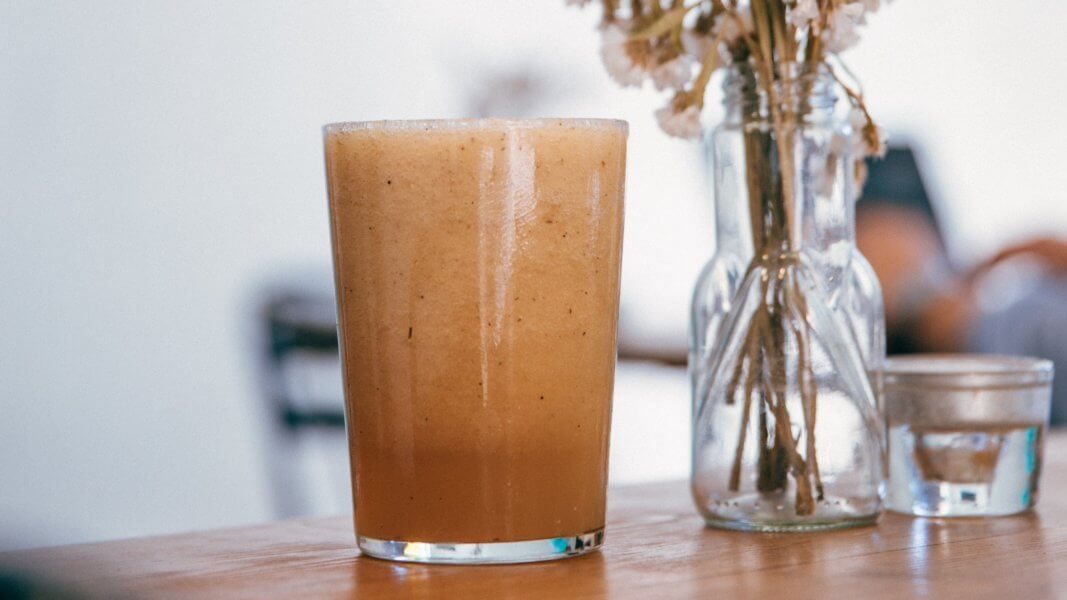cacao berry smoothie for inflammation relief
