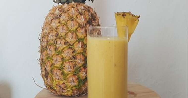 Coconut Pineapple Colada Smoothie for Acne
