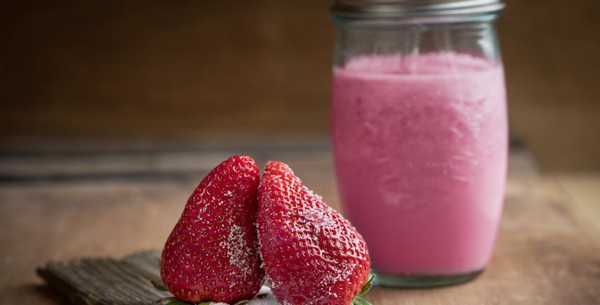 strawberry blueberry smoothie for constipation
