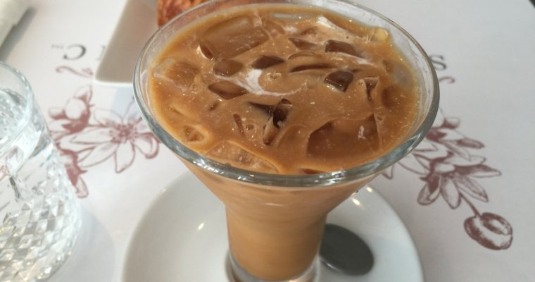How to Make Your Own Bulletproof Iced Coffee
