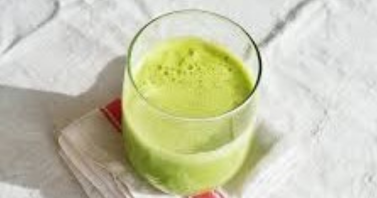 Arugula Apple Healthy Breakfast Smoothie