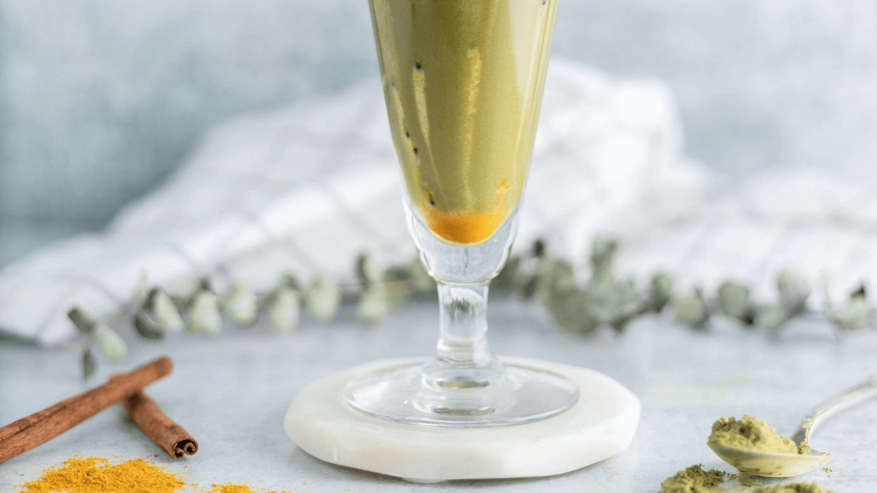 Avocado and Ginger Gut Healing Green Smoothie