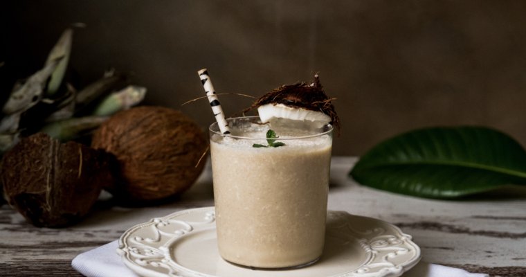 Yummy Chocolate and Coconut Weight Loss Smoothie