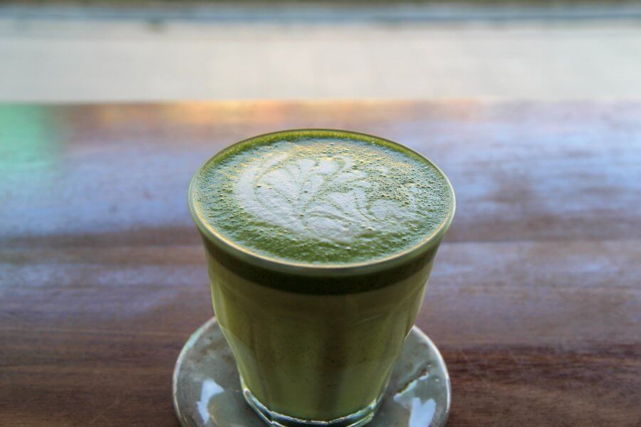 healthy gingerbread breakfast smoothie