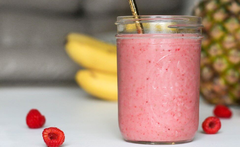 pineapple berry smoothie for inflammation