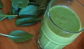 Green Energy Smoothie Recipe - created by JLo