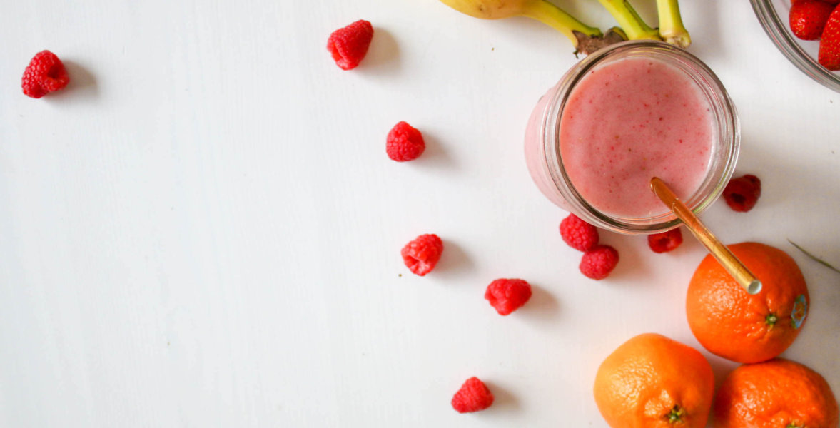 raspberry and coconut inflammation relief smoothie