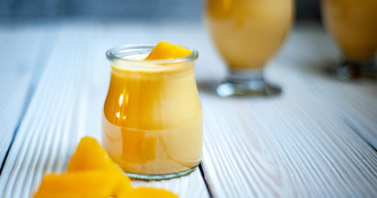 Gut Healing Mango Smoothie