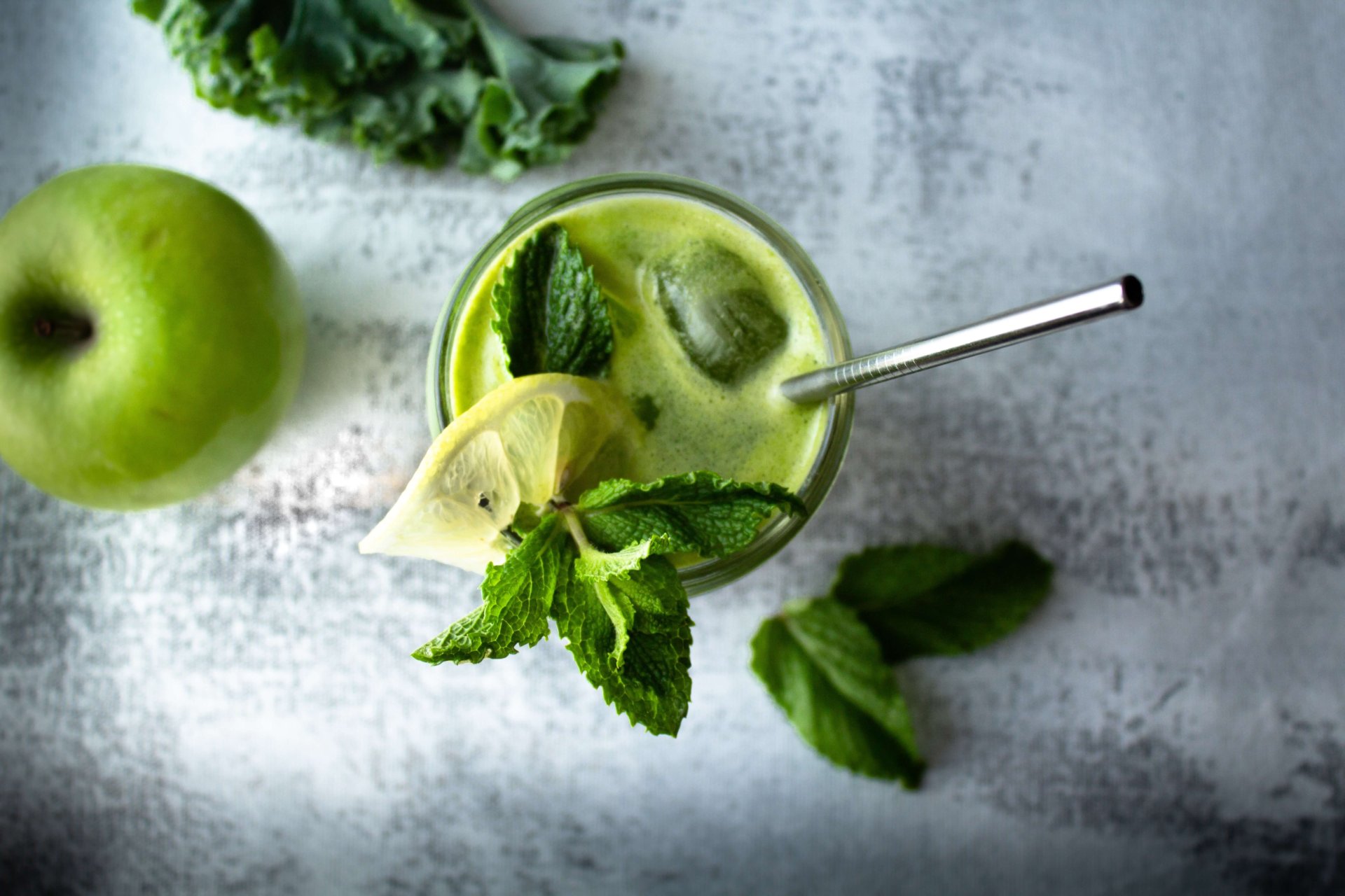 fruity matcha smoothie