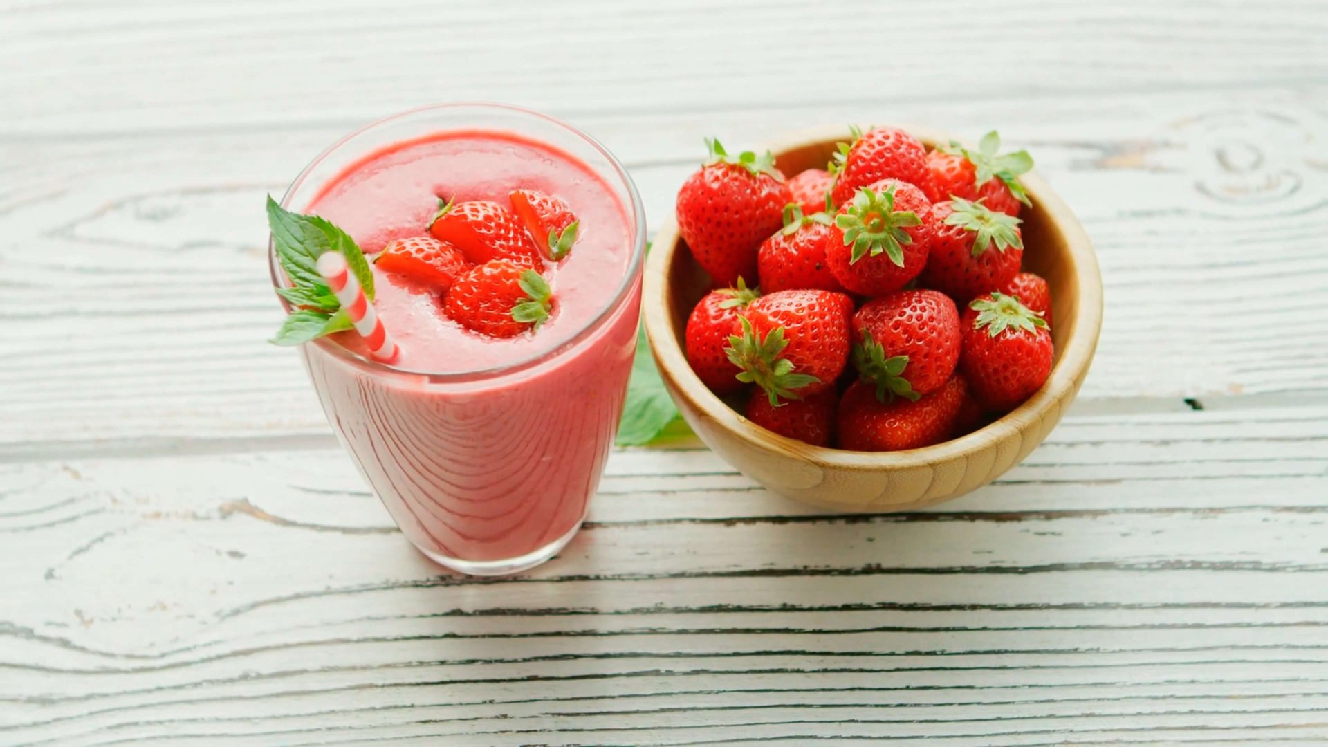 strawberry banana smoothie