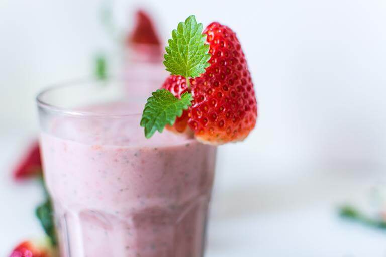 strawberry banana smoothie spiked with vodka