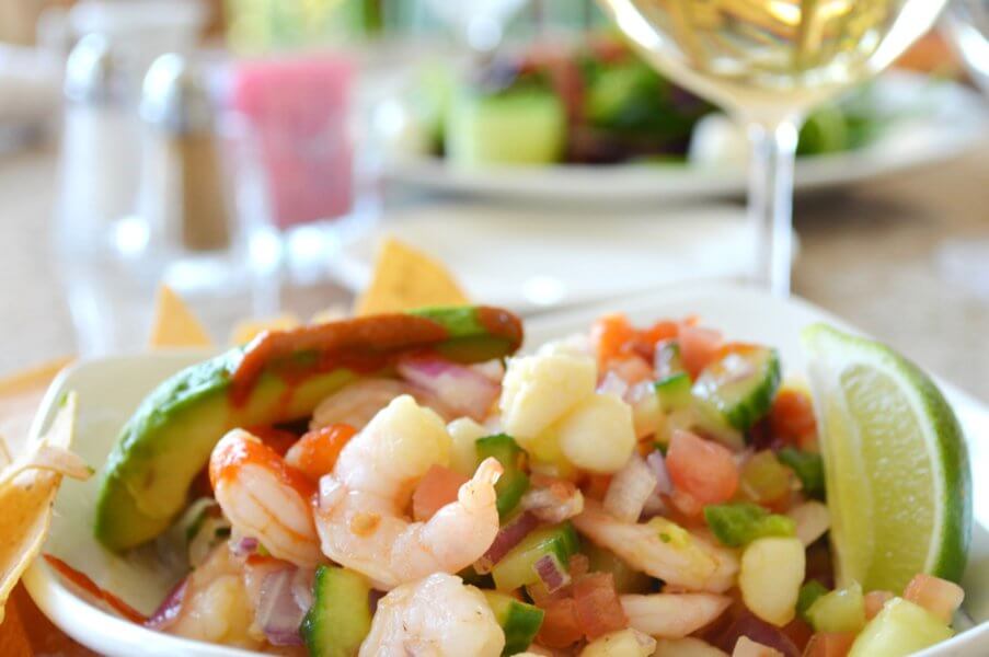 shrimp and avocado salad with grapefruit vinaigrette