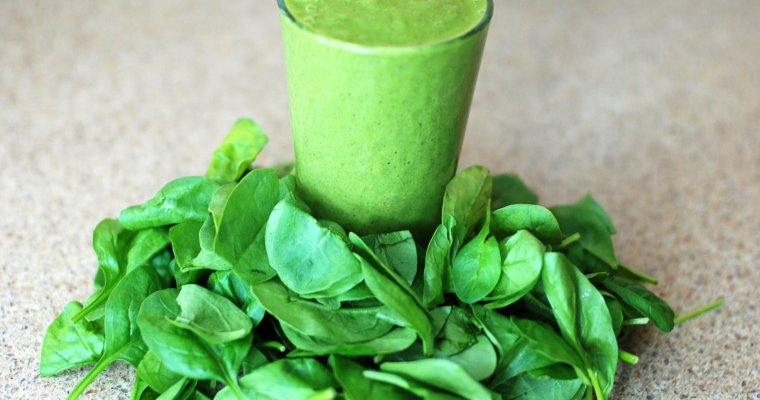 Green Smoothie for Sore Throats
