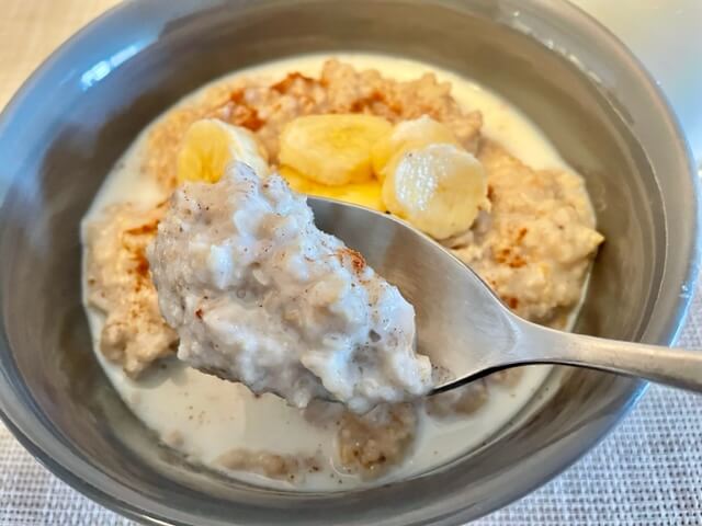 simple creamy banana oatmeal with cream of wheat