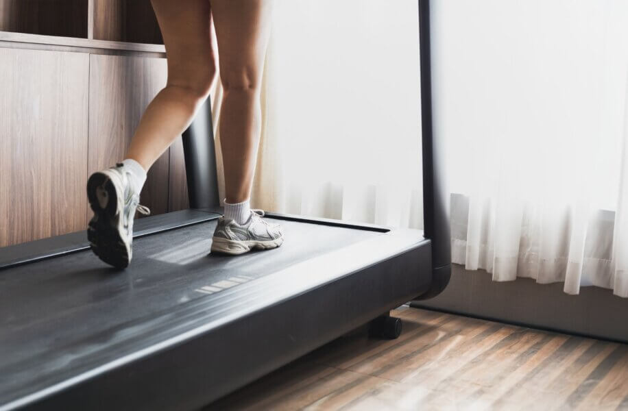 Simple incline treadmill workouts that helped burn calories